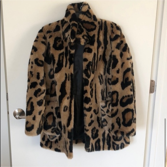 STAND Alexa Leopard Faux Fur Coat - Picture 5 of 5